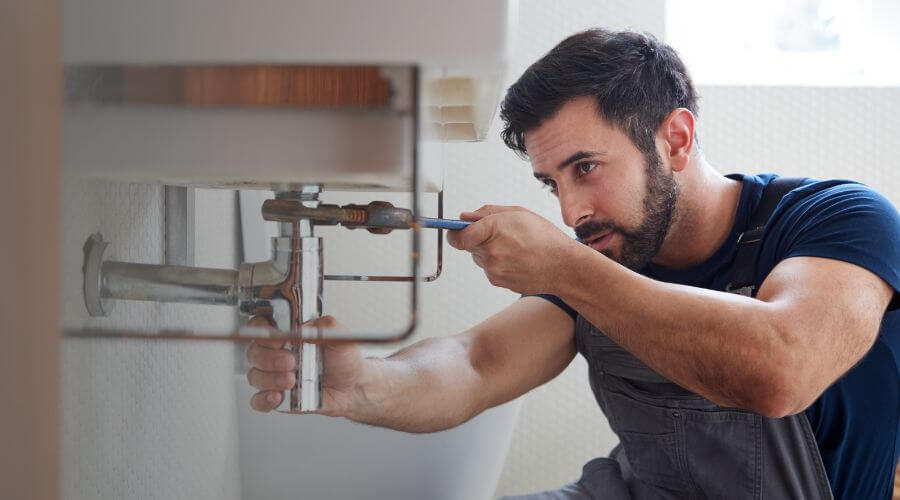 Hot water issue at sink in Bluff City, AR